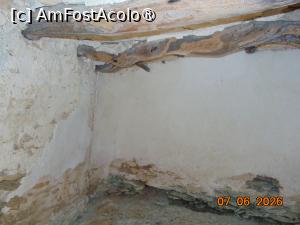 [P60] interior borie, tencuiala grosiera » foto by Yolanda
 - 
<span class="allrVoted glyphicon glyphicon-heart hidden" id="av1547682"></span>
<a class="m-l-10 hidden" id="sv1547682" onclick="voting_Foto_DelVot(,1547682,1628)" role="button">șterge vot <span class="glyphicon glyphicon-remove"></span></a>
<a id="v91547682" class=" c-red"  onclick="voting_Foto_SetVot(1547682)" role="button"><span class="glyphicon glyphicon-heart-empty"></span> <b>LIKE</b> = Votează poza</a> <img class="hidden"  id="f1547682W9" src="/imagini/loader.gif" border="0" /><span class="AjErrMes hidden" id="e1547682ErM"></span>