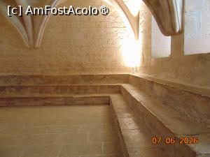 [P54] camera Le chapitre, bancile de piatra » foto by Yolanda
 - 
<span class="allrVoted glyphicon glyphicon-heart hidden" id="av1548149"></span>
<a class="m-l-10 hidden" id="sv1548149" onclick="voting_Foto_DelVot(,1548149,1628)" role="button">șterge vot <span class="glyphicon glyphicon-remove"></span></a>
<a id="v91548149" class=" c-red"  onclick="voting_Foto_SetVot(1548149)" role="button"><span class="glyphicon glyphicon-heart-empty"></span> <b>LIKE</b> = Votează poza</a> <img class="hidden"  id="f1548149W9" src="/imagini/loader.gif" border="0" /><span class="AjErrMes hidden" id="e1548149ErM"></span>