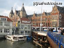 [P13] Gara Centrala din Amsterdam.  » foto by gettutza
 - 
<span class="allrVoted glyphicon glyphicon-heart hidden" id="av380073"></span>
<a class="m-l-10 hidden" id="sv380073" onclick="voting_Foto_DelVot(,380073,1639)" role="button">șterge vot <span class="glyphicon glyphicon-remove"></span></a>
<a id="v9380073" class=" c-red"  onclick="voting_Foto_SetVot(380073)" role="button"><span class="glyphicon glyphicon-heart-empty"></span> <b>LIKE</b> = Votează poza</a> <img class="hidden"  id="f380073W9" src="/imagini/loader.gif" border="0" /><span class="AjErrMes hidden" id="e380073ErM"></span>