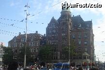 [P21] Diamond Center din Piata Dam, Amsterdam » foto by ileanaxperta*
 - 
<span class="allrVoted glyphicon glyphicon-heart hidden" id="av173441"></span>
<a class="m-l-10 hidden" id="sv173441" onclick="voting_Foto_DelVot(,173441,1639)" role="button">șterge vot <span class="glyphicon glyphicon-remove"></span></a>
<a id="v9173441" class=" c-red"  onclick="voting_Foto_SetVot(173441)" role="button"><span class="glyphicon glyphicon-heart-empty"></span> <b>LIKE</b> = Votează poza</a> <img class="hidden"  id="f173441W9" src="/imagini/loader.gif" border="0" /><span class="AjErrMes hidden" id="e173441ErM"></span>