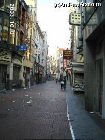 [P33] Iată de ce, într-un clasament subiectiv, al celor mai murdare oraşe văzute de mine, Amsterdam ocupă locul al doilea, după Napoli » foto by Costi
 - 
<span class="allrVoted glyphicon glyphicon-heart hidden" id="av24662"></span>
<a class="m-l-10 hidden" id="sv24662" onclick="voting_Foto_DelVot(,24662,1639)" role="button">șterge vot <span class="glyphicon glyphicon-remove"></span></a>
<a id="v924662" class=" c-red"  onclick="voting_Foto_SetVot(24662)" role="button"><span class="glyphicon glyphicon-heart-empty"></span> <b>LIKE</b> = Votează poza</a> <img class="hidden"  id="f24662W9" src="/imagini/loader.gif" border="0" /><span class="AjErrMes hidden" id="e24662ErM"></span>