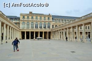 [P15] Curte interioara din Palais Royal-prieten si cu jucatorii de fotbal juniori » foto by AZE
 - 
<span class="allrVoted glyphicon glyphicon-heart hidden" id="av899026"></span>
<a class="m-l-10 hidden" id="sv899026" onclick="voting_Foto_DelVot(,899026,1684)" role="button">șterge vot <span class="glyphicon glyphicon-remove"></span></a>
<a id="v9899026" class=" c-red"  onclick="voting_Foto_SetVot(899026)" role="button"><span class="glyphicon glyphicon-heart-empty"></span> <b>LIKE</b> = Votează poza</a> <img class="hidden"  id="f899026W9" src="/imagini/loader.gif" border="0" /><span class="AjErrMes hidden" id="e899026ErM"></span>