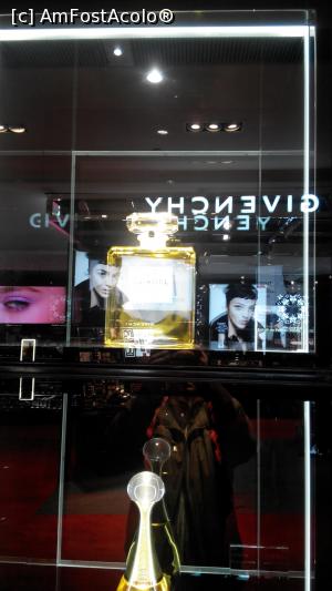 [P03] parfum scump » foto by csaszar78
 - 
<span class="allrVoted glyphicon glyphicon-heart hidden" id="av728296"></span>
<a class="m-l-10 hidden" id="sv728296" onclick="voting_Foto_DelVot(,728296,1684)" role="button">șterge vot <span class="glyphicon glyphicon-remove"></span></a>
<a id="v9728296" class=" c-red"  onclick="voting_Foto_SetVot(728296)" role="button"><span class="glyphicon glyphicon-heart-empty"></span> <b>LIKE</b> = Votează poza</a> <img class="hidden"  id="f728296W9" src="/imagini/loader.gif" border="0" /><span class="AjErrMes hidden" id="e728296ErM"></span>