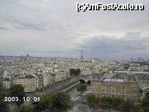 [P12x] Vedere dintr-unul din turnurile Catedralei Notre Dame. Se vede Sena şi, mai departe, în centru, turnul Eiffel. La dreapta, în depărtare, cartierul La Defense » foto by Costi
 - 
<span class="allrVoted glyphicon glyphicon-heart hidden" id="av32788"></span>
<a class="m-l-10 hidden" id="sv32788" onclick="voting_Foto_DelVot(,32788,1684)" role="button">șterge vot <span class="glyphicon glyphicon-remove"></span></a>
<a id="v932788" class=" c-red"  onclick="voting_Foto_SetVot(32788)" role="button"><span class="glyphicon glyphicon-heart-empty"></span> <b>LIKE</b> = Votează poza</a> <img class="hidden"  id="f32788W9" src="/imagini/loader.gif" border="0" /><span class="AjErrMes hidden" id="e32788ErM"></span>