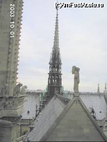 [P18x] Turla de est a Catedralei Notre Dame, văzută de pe pasarela dintre cele două turnuri » foto by Costi
 - 
<span class="allrVoted glyphicon glyphicon-heart hidden" id="av32794"></span>
<a class="m-l-10 hidden" id="sv32794" onclick="voting_Foto_DelVot(,32794,1684)" role="button">șterge vot <span class="glyphicon glyphicon-remove"></span></a>
<a id="v932794" class=" c-red"  onclick="voting_Foto_SetVot(32794)" role="button"><span class="glyphicon glyphicon-heart-empty"></span> <b>LIKE</b> = Votează poza</a> <img class="hidden"  id="f32794W9" src="/imagini/loader.gif" border="0" /><span class="AjErrMes hidden" id="e32794ErM"></span>