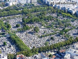 [P60] Cimitirul Montparnasse unde sunt inmaomantati multi romani celebri. In partea de sus in stanga, in zoan mai plina de vegetatie se afla statuia lui Brancusi 'sarutul' » foto by Puiu2010
 - 
<span class="allrVoted glyphicon glyphicon-heart hidden" id="av374834"></span>
<a class="m-l-10 hidden" id="sv374834" onclick="voting_Foto_DelVot(,374834,1684)" role="button">șterge vot <span class="glyphicon glyphicon-remove"></span></a>
<a id="v9374834" class=" c-red"  onclick="voting_Foto_SetVot(374834)" role="button"><span class="glyphicon glyphicon-heart-empty"></span> <b>LIKE</b> = Votează poza</a> <img class="hidden"  id="f374834W9" src="/imagini/loader.gif" border="0" /><span class="AjErrMes hidden" id="e374834ErM"></span>