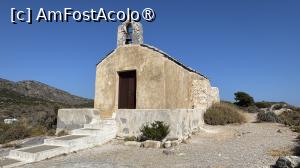 [P31] Biserica Agios Georgios de deasupra golfului Kapsali » foto by Mika
 - 
<span class="allrVoted glyphicon glyphicon-heart hidden" id="av1540249"></span>
<a class="m-l-10 hidden" id="sv1540249" onclick="voting_Foto_DelVot(,1540249,1748)" role="button">șterge vot <span class="glyphicon glyphicon-remove"></span></a>
<a id="v91540249" class=" c-red"  onclick="voting_Foto_SetVot(1540249)" role="button"><span class="glyphicon glyphicon-heart-empty"></span> <b>LIKE</b> = Votează poza</a> <img class="hidden"  id="f1540249W9" src="/imagini/loader.gif" border="0" /><span class="AjErrMes hidden" id="e1540249ErM"></span>