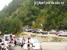 [P17] Transfagarasan - masini parcate pe sosea in apropiere de Hotelul Balea Cascada si de bazar » foto by ascent
 - 
<span class="allrVoted glyphicon glyphicon-heart hidden" id="av157406"></span>
<a class="m-l-10 hidden" id="sv157406" onclick="voting_Foto_DelVot(,157406,1790)" role="button">șterge vot <span class="glyphicon glyphicon-remove"></span></a>
<a id="v9157406" class=" c-red"  onclick="voting_Foto_SetVot(157406)" role="button"><span class="glyphicon glyphicon-heart-empty"></span> <b>LIKE</b> = Votează poza</a> <img class="hidden"  id="f157406W9" src="/imagini/loader.gif" border="0" /><span class="AjErrMes hidden" id="e157406ErM"></span>