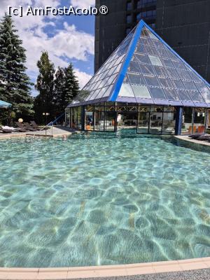 [P11] Piscina, jumătate acoperită, jumătate în aer liber » foto by adrianaglogo
 - 
<span class="allrVoted glyphicon glyphicon-heart hidden" id="av1536354"></span>
<a class="m-l-10 hidden" id="sv1536354" onclick="voting_Foto_DelVot(,1536354,1891)" role="button">șterge vot <span class="glyphicon glyphicon-remove"></span></a>
<a id="v91536354" class=" c-red"  onclick="voting_Foto_SetVot(1536354)" role="button"><span class="glyphicon glyphicon-heart-empty"></span> <b>LIKE</b> = Votează poza</a> <img class="hidden"  id="f1536354W9" src="/imagini/loader.gif" border="0" /><span class="AjErrMes hidden" id="e1536354ErM"></span>