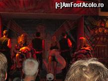 [P28] seara Moulin Rouge: spectacol cabaret sustinut de animatori; desi nu erau profesionisti au facut un show pe cinste, bravo lor!  » foto by ile07
 - 
<span class="allrVoted glyphicon glyphicon-heart hidden" id="av457169"></span>
<a class="m-l-10 hidden" id="sv457169" onclick="voting_Foto_DelVot(,457169,1941)" role="button">șterge vot <span class="glyphicon glyphicon-remove"></span></a>
<a id="v9457169" class=" c-red"  onclick="voting_Foto_SetVot(457169)" role="button"><span class="glyphicon glyphicon-heart-empty"></span> <b>LIKE</b> = Votează poza</a> <img class="hidden"  id="f457169W9" src="/imagini/loader.gif" border="0" /><span class="AjErrMes hidden" id="e457169ErM"></span>