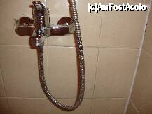 [P02] Asa arata un furtun de dus la un hotel de 4 stele » foto by lucianaalex
 - 
<span class="allrVoted glyphicon glyphicon-heart hidden" id="av125153"></span>
<a class="m-l-10 hidden" id="sv125153" onclick="voting_Foto_DelVot(,125153,1946)" role="button">șterge vot <span class="glyphicon glyphicon-remove"></span></a>
<a id="v9125153" class=" c-red"  onclick="voting_Foto_SetVot(125153)" role="button"><span class="glyphicon glyphicon-heart-empty"></span> <b>LIKE</b> = Votează poza</a> <img class="hidden"  id="f125153W9" src="/imagini/loader.gif" border="0" /><span class="AjErrMes hidden" id="e125153ErM"></span>