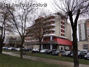 [P02] Parc Hotel Alba Iulia - vedere din parc » foto by nicole33
 - 
<span class="allrVoted glyphicon glyphicon-heart hidden" id="av953642"></span>
<a class="m-l-10 hidden" id="sv953642" onclick="voting_Foto_DelVot(,953642,1971)" role="button">șterge vot <span class="glyphicon glyphicon-remove"></span></a>
<a id="v9953642" class=" c-red"  onclick="voting_Foto_SetVot(953642)" role="button"><span class="glyphicon glyphicon-heart-empty"></span> <b>LIKE</b> = Votează poza</a> <img class="hidden"  id="f953642W9" src="/imagini/loader.gif" border="0" /><span class="AjErrMes hidden" id="e953642ErM"></span>