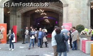 [P02] Palau de la Generalitat-Barcelona
Standuri cu flori de Sant Jordi ale organizatiilor caritabile » foto by neilsimon
 - 
<span class="allrVoted glyphicon glyphicon-heart hidden" id="av853343"></span>
<a class="m-l-10 hidden" id="sv853343" onclick="voting_Foto_DelVot(,853343,1999)" role="button">șterge vot <span class="glyphicon glyphicon-remove"></span></a>
<a id="v9853343" class=" c-red"  onclick="voting_Foto_SetVot(853343)" role="button"><span class="glyphicon glyphicon-heart-empty"></span> <b>LIKE</b> = Votează poza</a> <img class="hidden"  id="f853343W9" src="/imagini/loader.gif" border="0" /><span class="AjErrMes hidden" id="e853343ErM"></span>