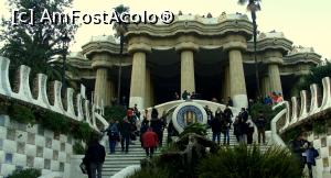 [P17] Parc Guell - intrare. Pacat de marea de oameni, caci daca nu ar fi fost, ar fi iesit o poza reusita » foto by alina1104
 - 
<span class="allrVoted glyphicon glyphicon-heart hidden" id="av716265"></span>
<a class="m-l-10 hidden" id="sv716265" onclick="voting_Foto_DelVot(,716265,1999)" role="button">șterge vot <span class="glyphicon glyphicon-remove"></span></a>
<a id="v9716265" class=" c-red"  onclick="voting_Foto_SetVot(716265)" role="button"><span class="glyphicon glyphicon-heart-empty"></span> <b>LIKE</b> = Votează poza</a> <img class="hidden"  id="f716265W9" src="/imagini/loader.gif" border="0" /><span class="AjErrMes hidden" id="e716265ErM"></span>