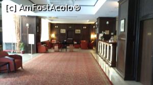 [P05] Hotel Internațional București - lobby » foto by creivean
 - 
<span class="allrVoted glyphicon glyphicon-heart hidden" id="av1303111"></span>
<a class="m-l-10 hidden" id="sv1303111" onclick="voting_Foto_DelVot(,1303111,2093)" role="button">șterge vot <span class="glyphicon glyphicon-remove"></span></a>
<a id="v91303111" class=" c-red"  onclick="voting_Foto_SetVot(1303111)" role="button"><span class="glyphicon glyphicon-heart-empty"></span> <b>LIKE</b> = Votează poza</a> <img class="hidden"  id="f1303111W9" src="/imagini/loader.gif" border="0" /><span class="AjErrMes hidden" id="e1303111ErM"></span>