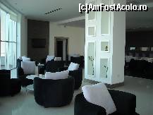 [P17] tot in loby » foto by michele
 - 
<span class="allrVoted glyphicon glyphicon-heart hidden" id="av76959"></span>
<a class="m-l-10 hidden" id="sv76959" onclick="voting_Foto_DelVot(,76959,2171)" role="button">șterge vot <span class="glyphicon glyphicon-remove"></span></a>
<a id="v976959" class=" c-red"  onclick="voting_Foto_SetVot(76959)" role="button"><span class="glyphicon glyphicon-heart-empty"></span> <b>LIKE</b> = Votează poza</a> <img class="hidden"  id="f76959W9" src="/imagini/loader.gif" border="0" /><span class="AjErrMes hidden" id="e76959ErM"></span>