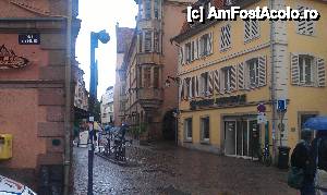 [P11] O stradă în apropierea catedralei din centrul vechi al orașului Colmar, regiunea Alsacia, Franța.  » foto by traian.leuca †
 - 
<span class="allrVoted glyphicon glyphicon-heart hidden" id="av587501"></span>
<a class="m-l-10 hidden" id="sv587501" onclick="voting_Foto_DelVot(,587501,2237)" role="button">șterge vot <span class="glyphicon glyphicon-remove"></span></a>
<a id="v9587501" class=" c-red"  onclick="voting_Foto_SetVot(587501)" role="button"><span class="glyphicon glyphicon-heart-empty"></span> <b>LIKE</b> = Votează poza</a> <img class="hidden"  id="f587501W9" src="/imagini/loader.gif" border="0" /><span class="AjErrMes hidden" id="e587501ErM"></span>