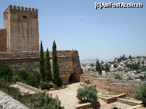 P06 [JUN-2010] Alcazaba -unul din cele mai vechi de turnuri ramase in picioare, 