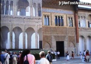 [P08] Real Alcazar - Patio de la Monteria sau Curtea Vănâtorii, cu grupuri numeroase de turişti » foto by Carmen Ion
 - 
<span class="allrVoted glyphicon glyphicon-heart hidden" id="av608900"></span>
<a class="m-l-10 hidden" id="sv608900" onclick="voting_Foto_DelVot(,608900,2251)" role="button">șterge vot <span class="glyphicon glyphicon-remove"></span></a>
<a id="v9608900" class=" c-red"  onclick="voting_Foto_SetVot(608900)" role="button"><span class="glyphicon glyphicon-heart-empty"></span> <b>LIKE</b> = Votează poza</a> <img class="hidden"  id="f608900W9" src="/imagini/loader.gif" border="0" /><span class="AjErrMes hidden" id="e608900ErM"></span>