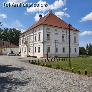 [P45] Sângeorgiu de Pădure, Castelul Rhédey văzut de lângă Biserica Reformată vecină. La Revedere!! » foto by mprofeanu
 - 
<span class="allrVoted glyphicon glyphicon-heart hidden" id="av1450263"></span>
<a class="m-l-10 hidden" id="sv1450263" onclick="voting_Foto_DelVot(,1450263,2330)" role="button">șterge vot <span class="glyphicon glyphicon-remove"></span></a>
<a id="v91450263" class=" c-red"  onclick="voting_Foto_SetVot(1450263)" role="button"><span class="glyphicon glyphicon-heart-empty"></span> <b>LIKE</b> = Votează poza</a> <img class="hidden"  id="f1450263W9" src="/imagini/loader.gif" border="0" /><span class="AjErrMes hidden" id="e1450263ErM"></span>