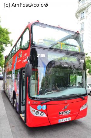 [P02] Madrid City Tour - Traseul 1; Museo del Prado. Autocarul de pe ruta extinsă așteptând călătorii pentru cursa de după-amiază » foto by Dragoș_MD
 - 
<span class="allrVoted glyphicon glyphicon-heart hidden" id="av758619"></span>
<a class="m-l-10 hidden" id="sv758619" onclick="voting_Foto_DelVot(,758619,2442)" role="button">șterge vot <span class="glyphicon glyphicon-remove"></span></a>
<a id="v9758619" class=" c-red"  onclick="voting_Foto_SetVot(758619)" role="button"><span class="glyphicon glyphicon-heart-empty"></span> <b>LIKE</b> = Votează poza</a> <img class="hidden"  id="f758619W9" src="/imagini/loader.gif" border="0" /><span class="AjErrMes hidden" id="e758619ErM"></span>