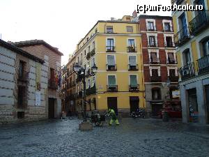 [P39] Arhitectura colorata in plaza de Humilladero din cartierul La Latina » foto by mireille
 - 
<span class="allrVoted glyphicon glyphicon-heart hidden" id="av684092"></span>
<a class="m-l-10 hidden" id="sv684092" onclick="voting_Foto_DelVot(,684092,2442)" role="button">șterge vot <span class="glyphicon glyphicon-remove"></span></a>
<a id="v9684092" class=" c-red"  onclick="voting_Foto_SetVot(684092)" role="button"><span class="glyphicon glyphicon-heart-empty"></span> <b>LIKE</b> = Votează poza</a> <img class="hidden"  id="f684092W9" src="/imagini/loader.gif" border="0" /><span class="AjErrMes hidden" id="e684092ErM"></span>