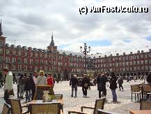 [P01] Plaza Mayor plina de terase pe toate laturile sale » foto by pink_gabi*
 - 
<span class="allrVoted glyphicon glyphicon-heart hidden" id="av74414"></span>
<a class="m-l-10 hidden" id="sv74414" onclick="voting_Foto_DelVot(,74414,2442)" role="button">șterge vot <span class="glyphicon glyphicon-remove"></span></a>
<a id="v974414" class=" c-red"  onclick="voting_Foto_SetVot(74414)" role="button"><span class="glyphicon glyphicon-heart-empty"></span> <b>LIKE</b> = Votează poza</a> <img class="hidden"  id="f74414W9" src="/imagini/loader.gif" border="0" /><span class="AjErrMes hidden" id="e74414ErM"></span>