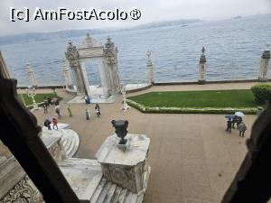 [P18] Imagini din curtea palatului Dolmabahce » foto by Opelantara
 - 
<span class="allrVoted glyphicon glyphicon-heart hidden" id="av1484181"></span>
<a class="m-l-10 hidden" id="sv1484181" onclick="voting_Foto_DelVot(,1484181,2468)" role="button">șterge vot <span class="glyphicon glyphicon-remove"></span></a>
<a id="v91484181" class=" c-red"  onclick="voting_Foto_SetVot(1484181)" role="button"><span class="glyphicon glyphicon-heart-empty"></span> <b>LIKE</b> = Votează poza</a> <img class="hidden"  id="f1484181W9" src="/imagini/loader.gif" border="0" /><span class="AjErrMes hidden" id="e1484181ErM"></span>