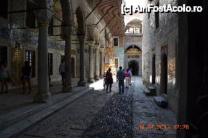 [P02] intrarea in haremul de la Topkapi » foto by marius_cristian
 - 
<span class="allrVoted glyphicon glyphicon-heart hidden" id="av446188"></span>
<a class="m-l-10 hidden" id="sv446188" onclick="voting_Foto_DelVot(,446188,2468)" role="button">șterge vot <span class="glyphicon glyphicon-remove"></span></a>
<a id="v9446188" class=" c-red"  onclick="voting_Foto_SetVot(446188)" role="button"><span class="glyphicon glyphicon-heart-empty"></span> <b>LIKE</b> = Votează poza</a> <img class="hidden"  id="f446188W9" src="/imagini/loader.gif" border="0" /><span class="AjErrMes hidden" id="e446188ErM"></span>