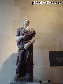 P06 [JUN-2011] Franta - Paris - Luvru - statuie de dac - comat(din popor)
