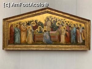 [P07] Fațada Altarului din Biserica Tuturor Sfinților, Florența. Autor Giotto di Bondone. 1310. Nevotabilă. » foto by mihaelavoicu
 - 
<span class="allrVoted glyphicon glyphicon-heart hidden" id="av1166406"></span>
<a class="m-l-10 hidden" id="sv1166406" onclick="voting_Foto_DelVot(,1166406,2504)" role="button">șterge vot <span class="glyphicon glyphicon-remove"></span></a>
<a id="v91166406" class=" c-red"  onclick="voting_Foto_SetVot(1166406)" role="button"><span class="glyphicon glyphicon-heart-empty"></span> <b>LIKE</b> = Votează poza</a> <img class="hidden"  id="f1166406W9" src="/imagini/loader.gif" border="0" /><span class="AjErrMes hidden" id="e1166406ErM"></span>