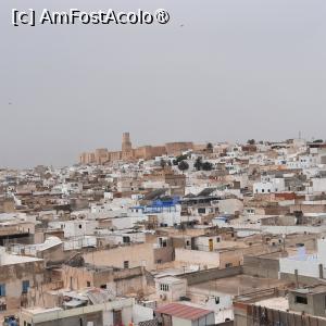 [P25] Sousse, Medina, În plan îndepărtat Kasbah - Cetatea orașului și Turnul Khalef El Fela le vom vizita... poză din Ribat » foto by mprofeanu
 - 
<span class="allrVoted glyphicon glyphicon-heart hidden" id="av1440770"></span>
<a class="m-l-10 hidden" id="sv1440770" onclick="voting_Foto_DelVot(,1440770,2508)" role="button">șterge vot <span class="glyphicon glyphicon-remove"></span></a>
<a id="v91440770" class=" c-red"  onclick="voting_Foto_SetVot(1440770)" role="button"><span class="glyphicon glyphicon-heart-empty"></span> <b>LIKE</b> = Votează poza</a> <img class="hidden"  id="f1440770W9" src="/imagini/loader.gif" border="0" /><span class="AjErrMes hidden" id="e1440770ErM"></span>