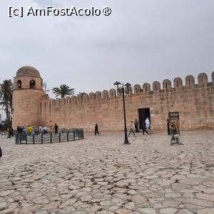 [P27] Sousse, Medina, Marea Moschee, intrarea » foto by mprofeanu
 - 
<span class="allrVoted glyphicon glyphicon-heart hidden" id="av1440772"></span>
<a class="m-l-10 hidden" id="sv1440772" onclick="voting_Foto_DelVot(,1440772,2508)" role="button">șterge vot <span class="glyphicon glyphicon-remove"></span></a>
<a id="v91440772" class=" c-red"  onclick="voting_Foto_SetVot(1440772)" role="button"><span class="glyphicon glyphicon-heart-empty"></span> <b>LIKE</b> = Votează poza</a> <img class="hidden"  id="f1440772W9" src="/imagini/loader.gif" border="0" /><span class="AjErrMes hidden" id="e1440772ErM"></span>