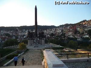 [P16] Veliko Tarnovo - Monumentul Tarilor » foto by dannaa
 - 
<span class="allrVoted glyphicon glyphicon-heart hidden" id="av565449"></span>
<a class="m-l-10 hidden" id="sv565449" onclick="voting_Foto_DelVot(,565449,2587)" role="button">șterge vot <span class="glyphicon glyphicon-remove"></span></a>
<a id="v9565449" class=" c-red"  onclick="voting_Foto_SetVot(565449)" role="button"><span class="glyphicon glyphicon-heart-empty"></span> <b>LIKE</b> = Votează poza</a> <img class="hidden"  id="f565449W9" src="/imagini/loader.gif" border="0" /><span class="AjErrMes hidden" id="e565449ErM"></span>