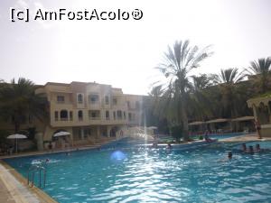 P15 [JUN-2021] A doua vacanță în Tunisia – piscina de la hotelul El Mouradi Douz 4*
