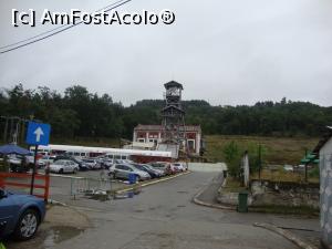 [P02] Se observă în spatele parcării peronul casei de bilete. Acolo am așteptat pentru câteva minute microbuzul care avea să ne conducă în salină.  » foto by Floryn81
 - 
<span class="allrVoted glyphicon glyphicon-heart hidden" id="av723887"></span>
<a class="m-l-10 hidden" id="sv723887" onclick="voting_Foto_DelVot(,723887,2677)" role="button">șterge vot <span class="glyphicon glyphicon-remove"></span></a>
<a id="v9723887" class=" c-red"  onclick="voting_Foto_SetVot(723887)" role="button"><span class="glyphicon glyphicon-heart-empty"></span> <b>LIKE</b> = Votează poza</a> <img class="hidden"  id="f723887W9" src="/imagini/loader.gif" border="0" /><span class="AjErrMes hidden" id="e723887ErM"></span>