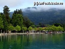 [P12] Pyramidenkogel vazut de pe malul lacului Woerthersee » foto by BOGDAN DSN
 - 
<span class="allrVoted glyphicon glyphicon-heart hidden" id="av399231"></span>
<a class="m-l-10 hidden" id="sv399231" onclick="voting_Foto_DelVot(,399231,2854)" role="button">șterge vot <span class="glyphicon glyphicon-remove"></span></a>
<a id="v9399231" class=" c-red"  onclick="voting_Foto_SetVot(399231)" role="button"><span class="glyphicon glyphicon-heart-empty"></span> <b>LIKE</b> = Votează poza</a> <img class="hidden"  id="f399231W9" src="/imagini/loader.gif" border="0" /><span class="AjErrMes hidden" id="e399231ErM"></span>