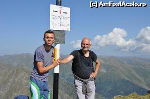 [P05] Pe varful Negoiu in august 2013 - canicula mare peste tot, dar nu in Fagaras... (poza 1)  » foto by ccondeiu
 - 
<span class="allrVoted glyphicon glyphicon-heart hidden" id="av578069"></span>
<a class="m-l-10 hidden" id="sv578069" onclick="voting_Foto_DelVot(,578069,2855)" role="button">șterge vot <span class="glyphicon glyphicon-remove"></span></a>
<a id="v9578069" class=" c-red"  onclick="voting_Foto_SetVot(578069)" role="button"><span class="glyphicon glyphicon-heart-empty"></span> <b>LIKE</b> = Votează poza</a> <img class="hidden"  id="f578069W9" src="/imagini/loader.gif" border="0" /><span class="AjErrMes hidden" id="e578069ErM"></span>