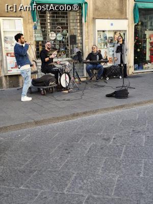 [P17] Concert stradal » foto by ilee
 - 
<span class="allrVoted glyphicon glyphicon-heart hidden" id="av1514335"></span>
<a class="m-l-10 hidden" id="sv1514335" onclick="voting_Foto_DelVot(,1514335,3109)" role="button">șterge vot <span class="glyphicon glyphicon-remove"></span></a>
<a id="v91514335" class=" c-red"  onclick="voting_Foto_SetVot(1514335)" role="button"><span class="glyphicon glyphicon-heart-empty"></span> <b>LIKE</b> = Votează poza</a> <img class="hidden"  id="f1514335W9" src="/imagini/loader.gif" border="0" /><span class="AjErrMes hidden" id="e1514335ErM"></span>