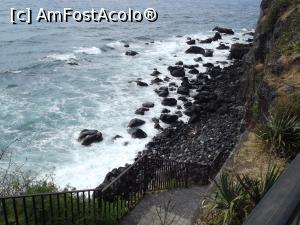 [P11] Pietre vulcanice în mare lângă Aci Castello » foto by irinad
 - 
<span class="allrVoted glyphicon glyphicon-heart hidden" id="av894543"></span>
<a class="m-l-10 hidden" id="sv894543" onclick="voting_Foto_DelVot(,894543,3109)" role="button">șterge vot <span class="glyphicon glyphicon-remove"></span></a>
<a id="v9894543" class=" c-red"  onclick="voting_Foto_SetVot(894543)" role="button"><span class="glyphicon glyphicon-heart-empty"></span> <b>LIKE</b> = Votează poza</a> <img class="hidden"  id="f894543W9" src="/imagini/loader.gif" border="0" /><span class="AjErrMes hidden" id="e894543ErM"></span>