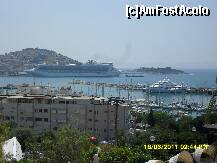 [P50] portul din Kusadasi vazut de sus de la h. Grand Onder » foto by adryana
 - 
<span class="allrVoted glyphicon glyphicon-heart hidden" id="av221878"></span>
<a class="m-l-10 hidden" id="sv221878" onclick="voting_Foto_DelVot(,221878,3144)" role="button">șterge vot <span class="glyphicon glyphicon-remove"></span></a>
<a id="v9221878" class=" c-red"  onclick="voting_Foto_SetVot(221878)" role="button"><span class="glyphicon glyphicon-heart-empty"></span> <b>LIKE</b> = Votează poza</a> <img class="hidden"  id="f221878W9" src="/imagini/loader.gif" border="0" /><span class="AjErrMes hidden" id="e221878ErM"></span>