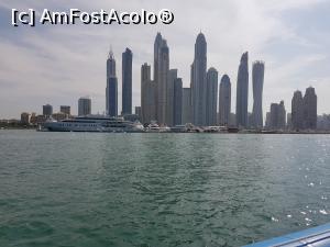 [P18] Dubai, vazut de pe mare.  » foto by RelyaV
 - 
<span class="allrVoted glyphicon glyphicon-heart hidden" id="av838884"></span>
<a class="m-l-10 hidden" id="sv838884" onclick="voting_Foto_DelVot(,838884,3199)" role="button">șterge vot <span class="glyphicon glyphicon-remove"></span></a>
<a id="v9838884" class=" c-red"  onclick="voting_Foto_SetVot(838884)" role="button"><span class="glyphicon glyphicon-heart-empty"></span> <b>LIKE</b> = Votează poza</a> <img class="hidden"  id="f838884W9" src="/imagini/loader.gif" border="0" /><span class="AjErrMes hidden" id="e838884ErM"></span>