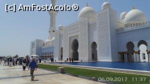 [P15] De 3 ori wooow... Marea Moschee din Abu Dhabi sau Moscheea Șeicului Zayed.  » foto by Mena
 - 
<span class="allrVoted glyphicon glyphicon-heart hidden" id="av937423"></span>
<a class="m-l-10 hidden" id="sv937423" onclick="voting_Foto_DelVot(,937423,3199)" role="button">șterge vot <span class="glyphicon glyphicon-remove"></span></a>
<a id="v9937423" class=" c-red"  onclick="voting_Foto_SetVot(937423)" role="button"><span class="glyphicon glyphicon-heart-empty"></span> <b>LIKE</b> = Votează poza</a> <img class="hidden"  id="f937423W9" src="/imagini/loader.gif" border="0" /><span class="AjErrMes hidden" id="e937423ErM"></span>