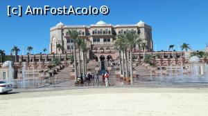 [P36] Emirates Palace, Abu Dhabi » foto by Andryea
 - 
<span class="allrVoted glyphicon glyphicon-heart hidden" id="av828068"></span>
<a class="m-l-10 hidden" id="sv828068" onclick="voting_Foto_DelVot(,828068,3199)" role="button">șterge vot <span class="glyphicon glyphicon-remove"></span></a>
<a id="v9828068" class=" c-red"  onclick="voting_Foto_SetVot(828068)" role="button"><span class="glyphicon glyphicon-heart-empty"></span> <b>LIKE</b> = Votează poza</a> <img class="hidden"  id="f828068W9" src="/imagini/loader.gif" border="0" /><span class="AjErrMes hidden" id="e828068ErM"></span>