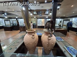 [P38] Heritage Village Abu Dhabi » foto by AZE
 - 
<span class="allrVoted glyphicon glyphicon-heart hidden" id="av1490294"></span>
<a class="m-l-10 hidden" id="sv1490294" onclick="voting_Foto_DelVot(,1490294,3202)" role="button">șterge vot <span class="glyphicon glyphicon-remove"></span></a>
<a id="v91490294" class=" c-red"  onclick="voting_Foto_SetVot(1490294)" role="button"><span class="glyphicon glyphicon-heart-empty"></span> <b>LIKE</b> = Votează poza</a> <img class="hidden"  id="f1490294W9" src="/imagini/loader.gif" border="0" /><span class="AjErrMes hidden" id="e1490294ErM"></span>