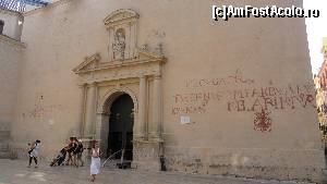 [P26] Catedrala San Nicola de Bari din Alicante: zona intrarii » foto by zuftim
 - 
<span class="allrVoted glyphicon glyphicon-heart hidden" id="av599888"></span>
<a class="m-l-10 hidden" id="sv599888" onclick="voting_Foto_DelVot(,599888,3218)" role="button">șterge vot <span class="glyphicon glyphicon-remove"></span></a>
<a id="v9599888" class=" c-red"  onclick="voting_Foto_SetVot(599888)" role="button"><span class="glyphicon glyphicon-heart-empty"></span> <b>LIKE</b> = Votează poza</a> <img class="hidden"  id="f599888W9" src="/imagini/loader.gif" border="0" /><span class="AjErrMes hidden" id="e599888ErM"></span>