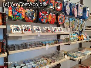 [P27] Plaza de Toros La Malagueta - magazinul de suveniruri » foto by nicole33
 - 
<span class="allrVoted glyphicon glyphicon-heart hidden" id="av1500039"></span>
<a class="m-l-10 hidden" id="sv1500039" onclick="voting_Foto_DelVot(,1500039,3219)" role="button">șterge vot <span class="glyphicon glyphicon-remove"></span></a>
<a id="v91500039" class=" c-red"  onclick="voting_Foto_SetVot(1500039)" role="button"><span class="glyphicon glyphicon-heart-empty"></span> <b>LIKE</b> = Votează poza</a> <img class="hidden"  id="f1500039W9" src="/imagini/loader.gif" border="0" /><span class="AjErrMes hidden" id="e1500039ErM"></span>