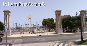 [P10] Plaza de la Marina. Pillars of Malaga Port. » foto by ovidiuyepi
 - 
<span class="allrVoted glyphicon glyphicon-heart hidden" id="av1547314"></span>
<a class="m-l-10 hidden" id="sv1547314" onclick="voting_Foto_DelVot(,1547314,3219)" role="button">șterge vot <span class="glyphicon glyphicon-remove"></span></a>
<a id="v91547314" class=" c-red"  onclick="voting_Foto_SetVot(1547314)" role="button"><span class="glyphicon glyphicon-heart-empty"></span> <b>LIKE</b> = Votează poza</a> <img class="hidden"  id="f1547314W9" src="/imagini/loader.gif" border="0" /><span class="AjErrMes hidden" id="e1547314ErM"></span>