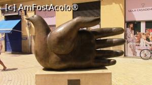 [P33] Monumentul ,,Ave Quiromantica” de pe Calle Bolso. » foto by ovidiuyepi
 - 
<span class="allrVoted glyphicon glyphicon-heart hidden" id="av1547337"></span>
<a class="m-l-10 hidden" id="sv1547337" onclick="voting_Foto_DelVot(,1547337,3219)" role="button">șterge vot <span class="glyphicon glyphicon-remove"></span></a>
<a id="v91547337" class=" c-red"  onclick="voting_Foto_SetVot(1547337)" role="button"><span class="glyphicon glyphicon-heart-empty"></span> <b>LIKE</b> = Votează poza</a> <img class="hidden"  id="f1547337W9" src="/imagini/loader.gif" border="0" /><span class="AjErrMes hidden" id="e1547337ErM"></span>