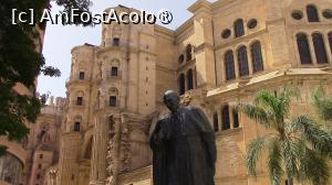 [P43] Statuia Cardinalului Herrera Oria în fața Catedralei din Malaga. » foto by ovidiuyepi
 - 
<span class="allrVoted glyphicon glyphicon-heart hidden" id="av1547347"></span>
<a class="m-l-10 hidden" id="sv1547347" onclick="voting_Foto_DelVot(,1547347,3219)" role="button">șterge vot <span class="glyphicon glyphicon-remove"></span></a>
<a id="v91547347" class=" c-red"  onclick="voting_Foto_SetVot(1547347)" role="button"><span class="glyphicon glyphicon-heart-empty"></span> <b>LIKE</b> = Votează poza</a> <img class="hidden"  id="f1547347W9" src="/imagini/loader.gif" border="0" /><span class="AjErrMes hidden" id="e1547347ErM"></span>